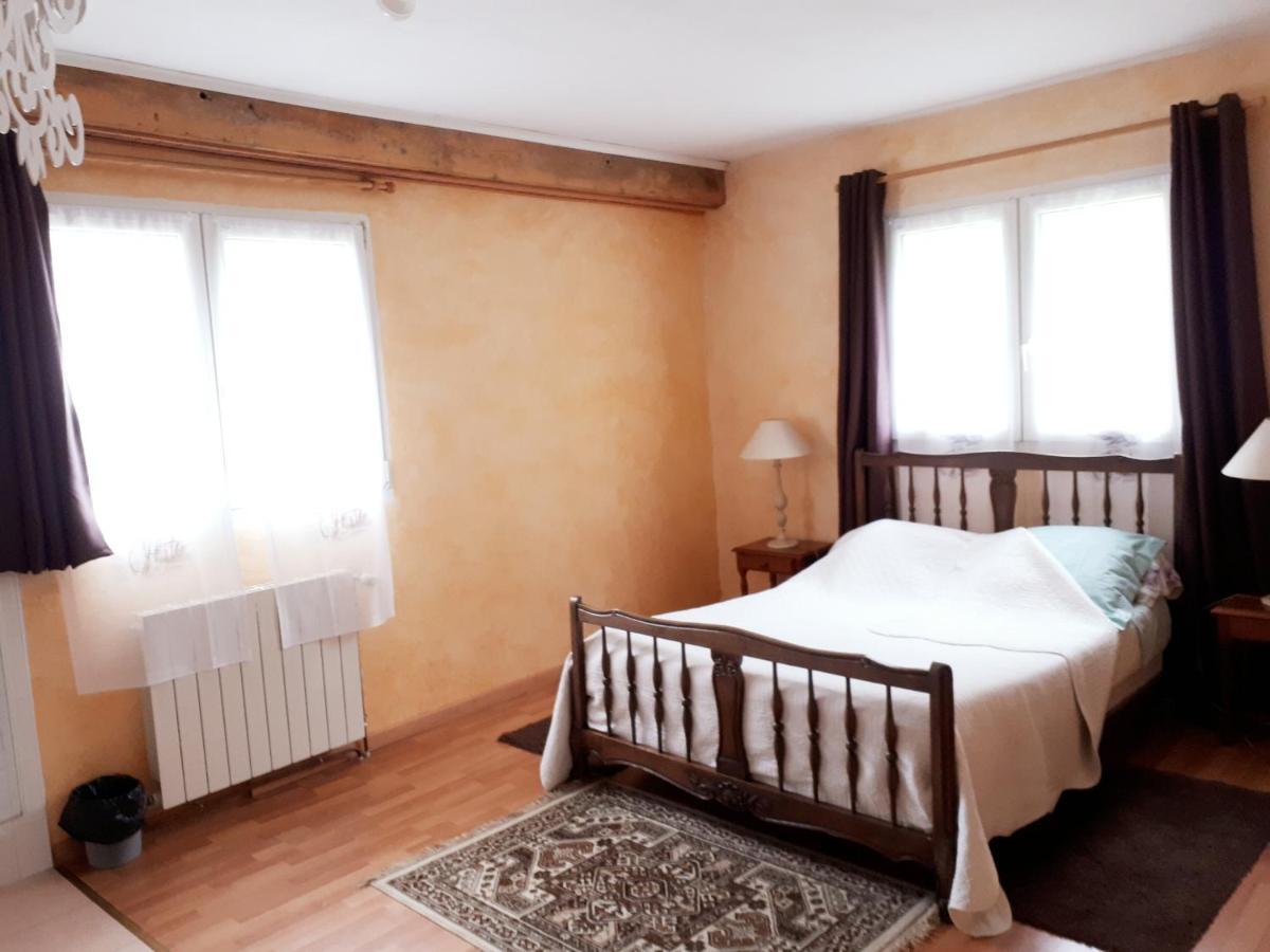 Chambres D'Hotes La Noyeraie Izeron Εξωτερικό φωτογραφία