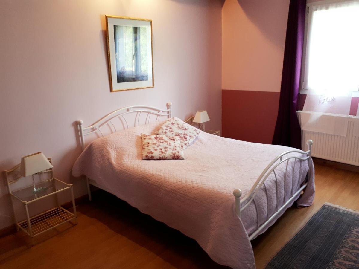 Chambres D'Hotes La Noyeraie Izeron Εξωτερικό φωτογραφία
